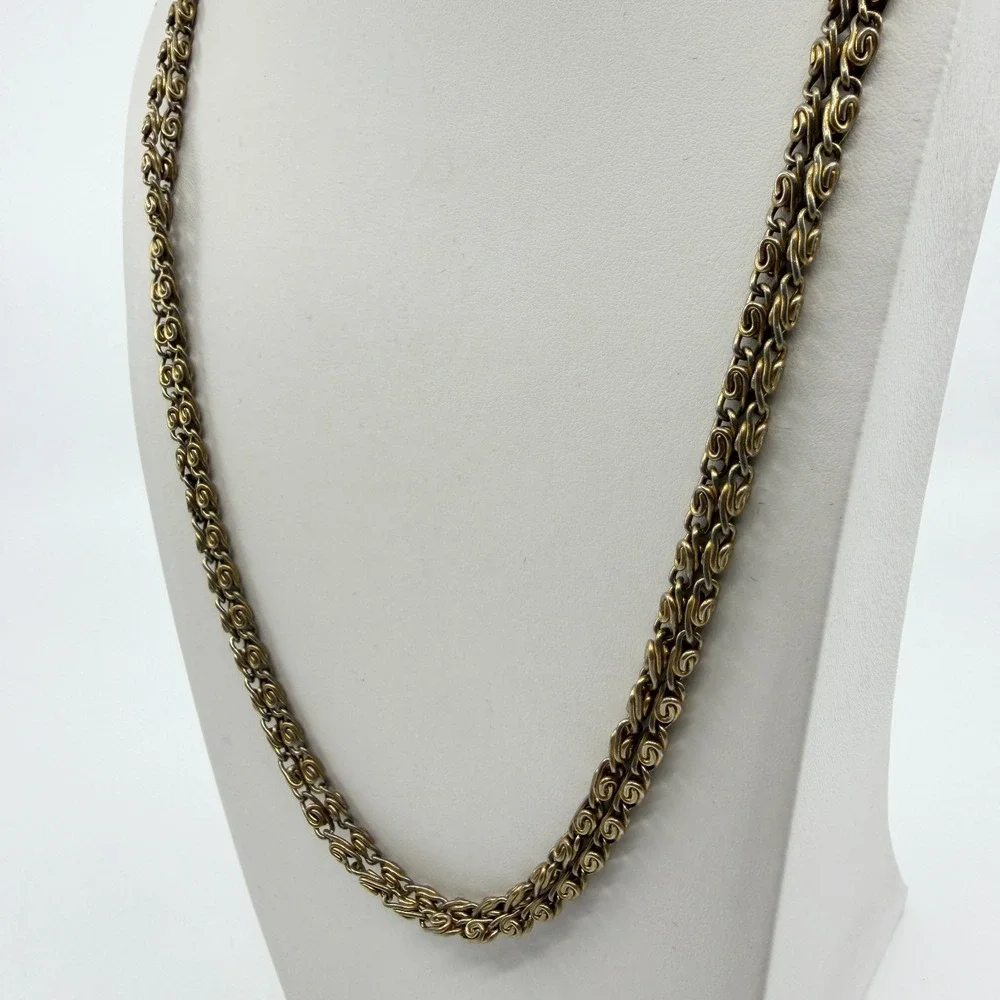 Y2K Gold Tone Spiral Link Chain Necklace Boho Layering Statement Piece Classic